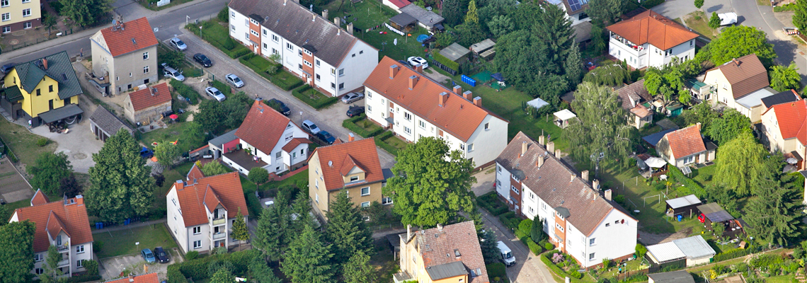 Luftaufnahme vom Wohngebiet "Bruno-Bürgel-Straße" der WBG "Aufbau Strausberg